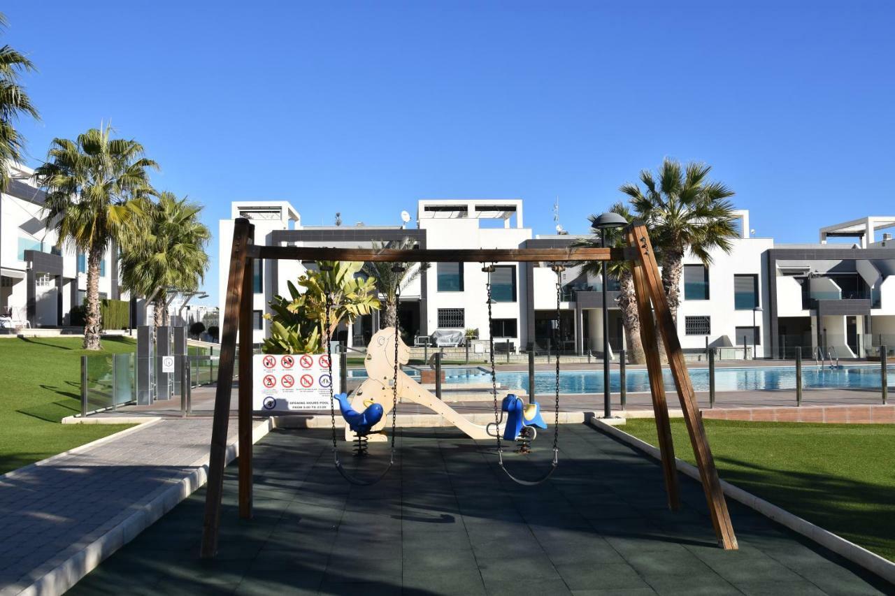 Dehesa de Campoamor Penthouse Oasis Beach II La Zenia公寓 外观 照片
